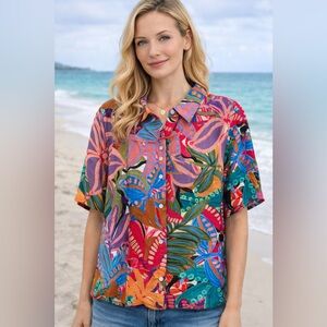 Button-Front Vivid Tropical Print Blouse - Multicolor